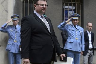 Jak Macinkův poradce Forejt nepochopil ústavní rol...